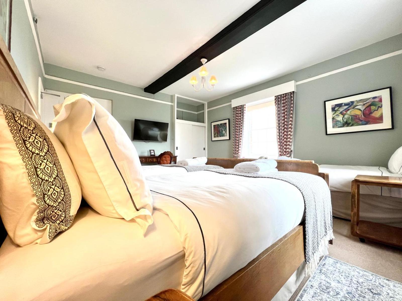 Colthrop Manor B&B Thatcham Exterior photo